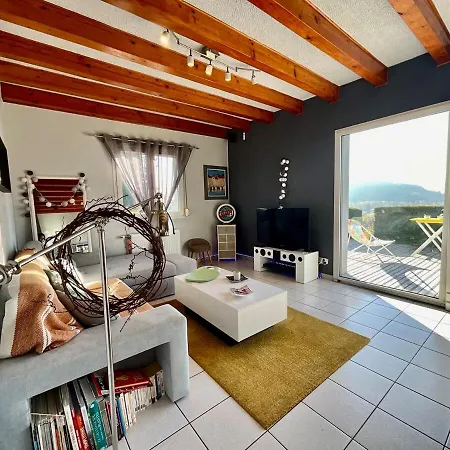 Ferienhaus Maison De Standing Avec Vue Imprenable Et Grand Jardin